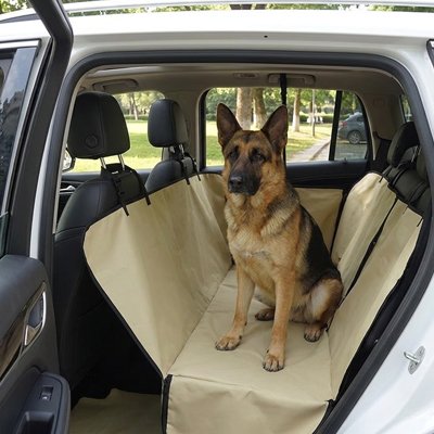 Housse voiture chien